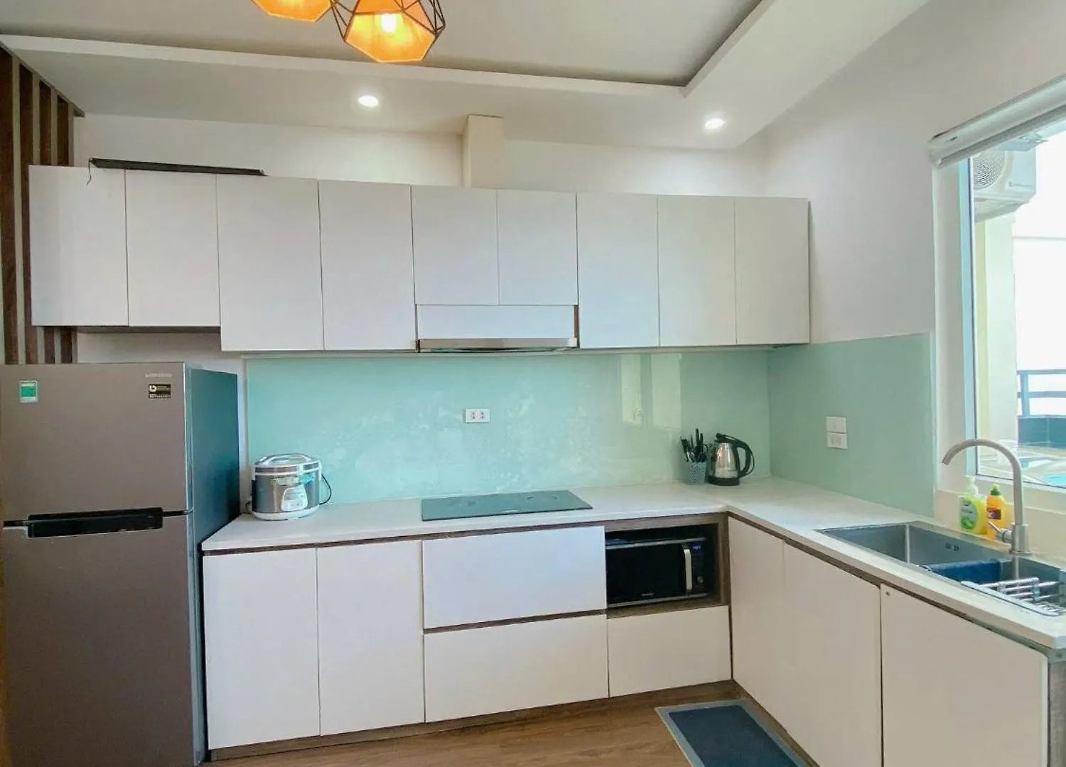 Bee House Danang Seaview Apartment 0*, Da Nang Vietnam